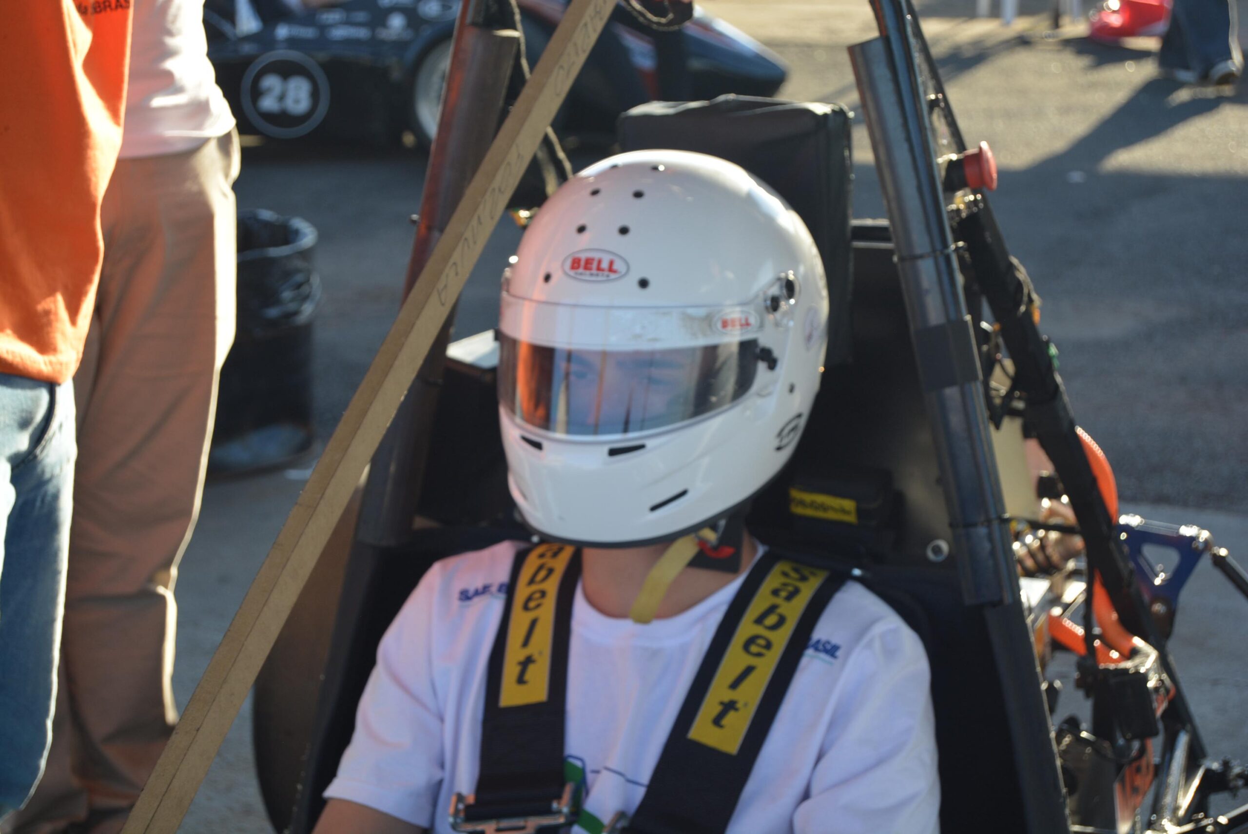 Faraday E-Racing Carro